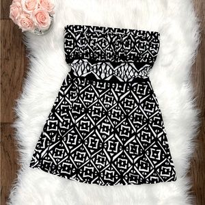 Elegant Strapless White House Black Market Top